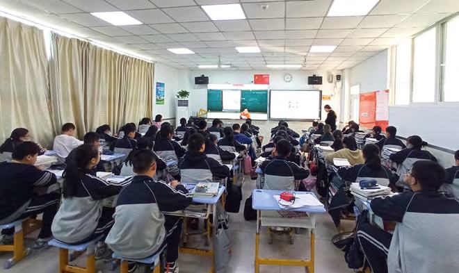引领名校突围!这位校长守正出奇,令人惊叹…