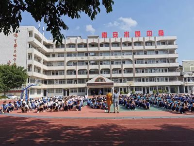 心系祖国,警钟长鸣--水头中学开展防空警报应急疏散演练