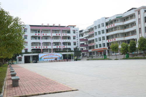 郁南县千官中学